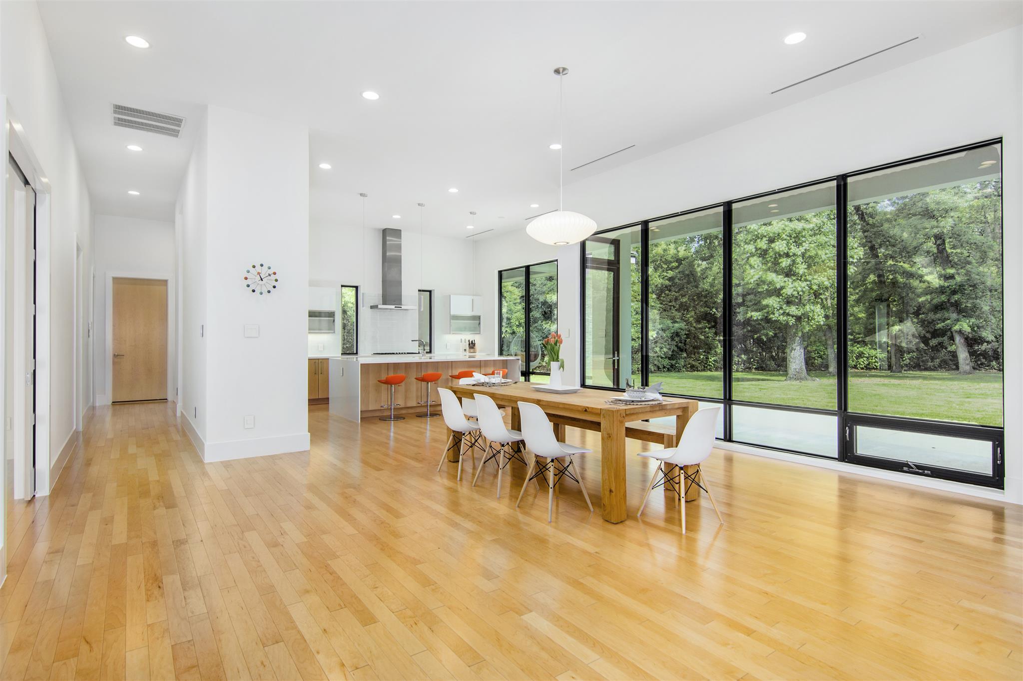 Formal Dining